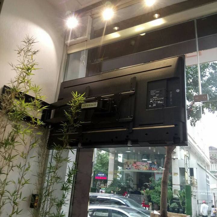 Giá tivi Xoay Giá tivi Xoay